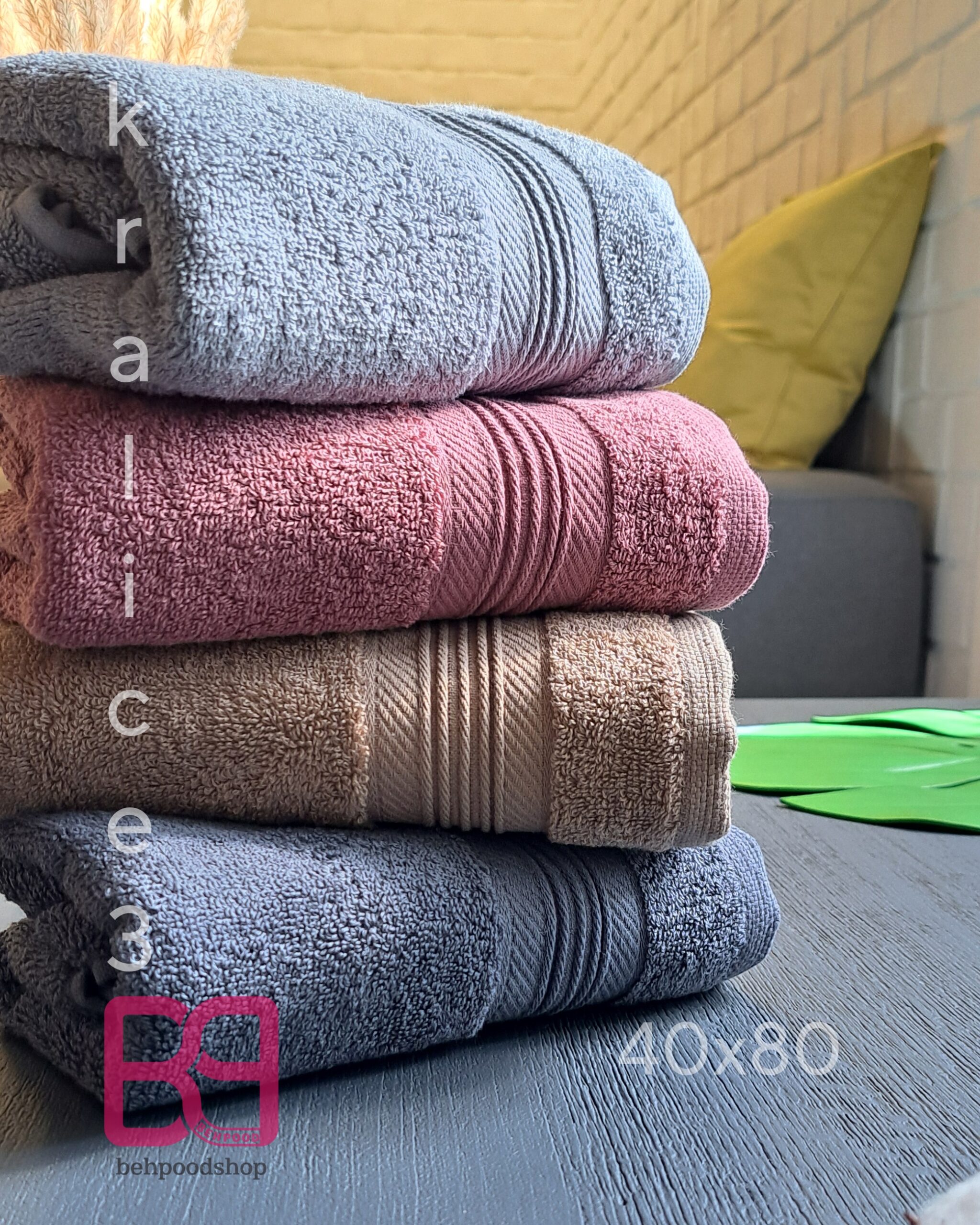 Picsart_24-09-26_23-21-47-206